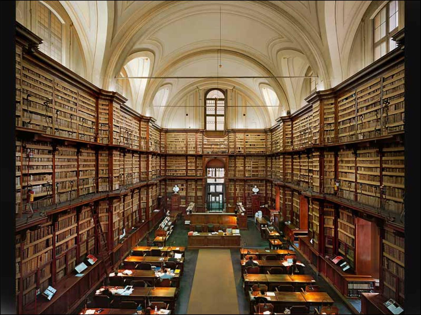 Képtalálat a következőre: „könyvtár”